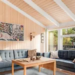 Siegfried - 400m From The Sea By Interhome